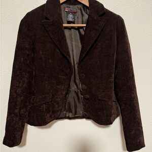Hot Kiss Brown Cropped Blazer with Notched Lapels
